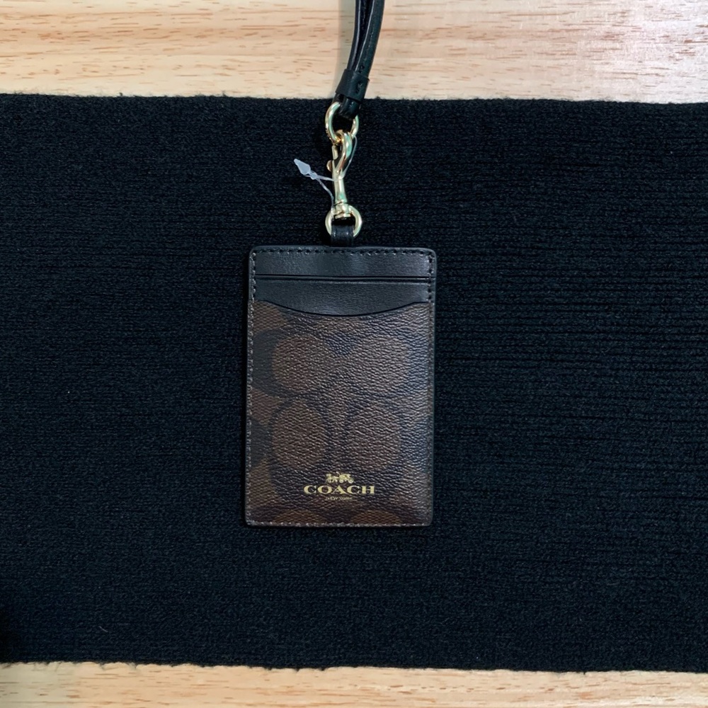 Coach ID Lanyard In Signature Canvas